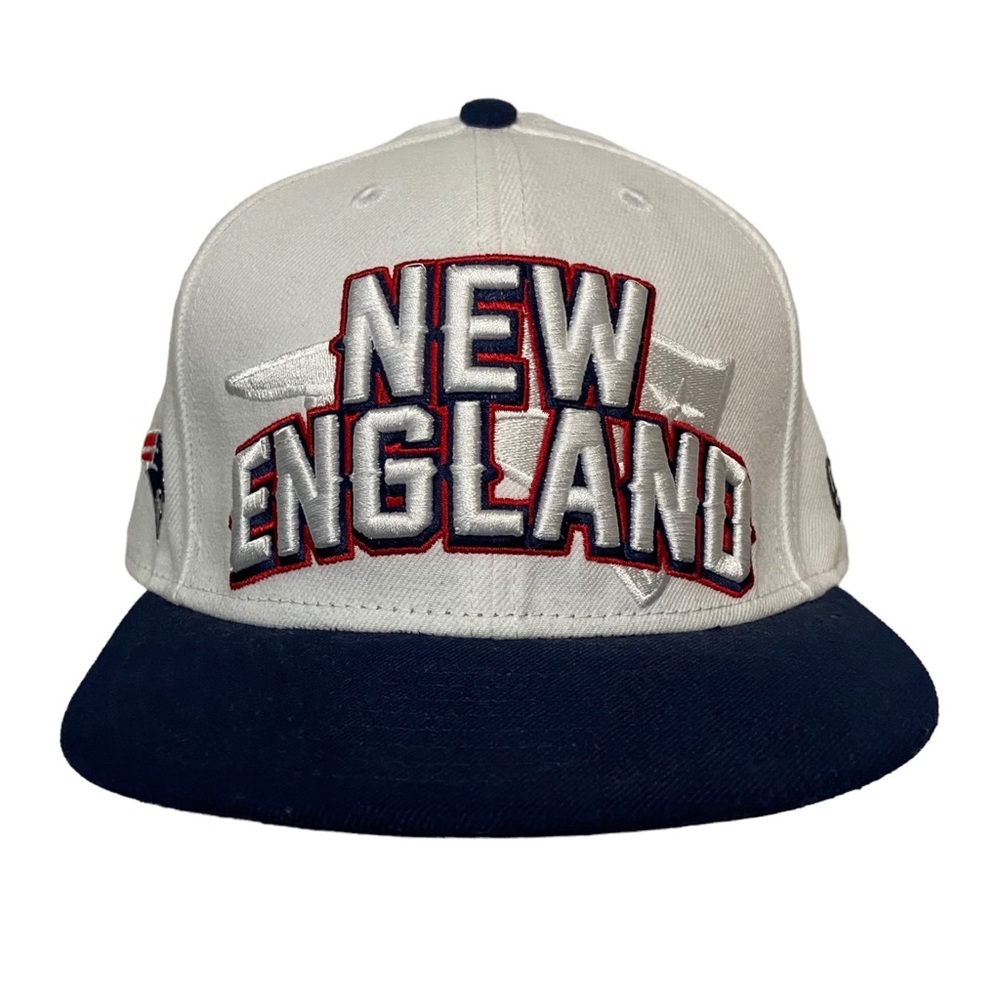 N England Patriots New Era White Draft Day Hat 59FIFTY Size 7 3/8 Rare Spell Out